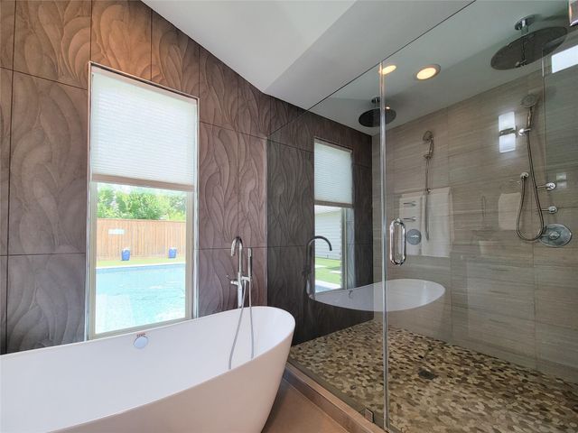 6550 Cindy Lane, Houston, TX 77008