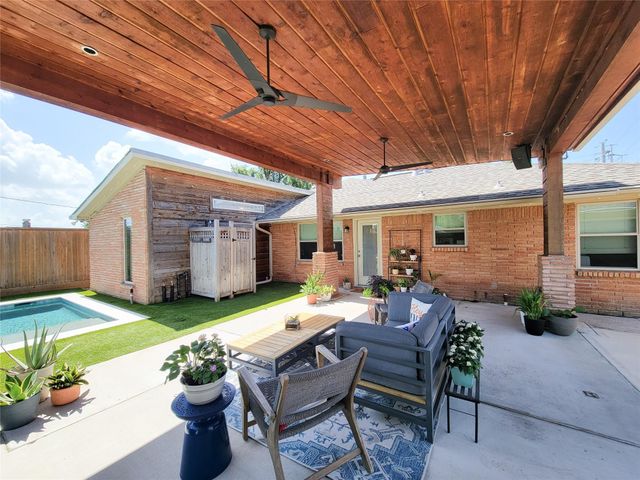 6550 Cindy Lane, Houston, TX 77008