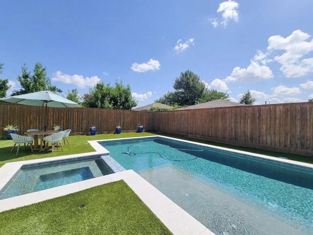 6550 Cindy Lane, Houston, TX 77008
