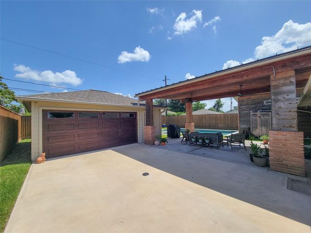 6550 Cindy Lane, Houston, TX 77008