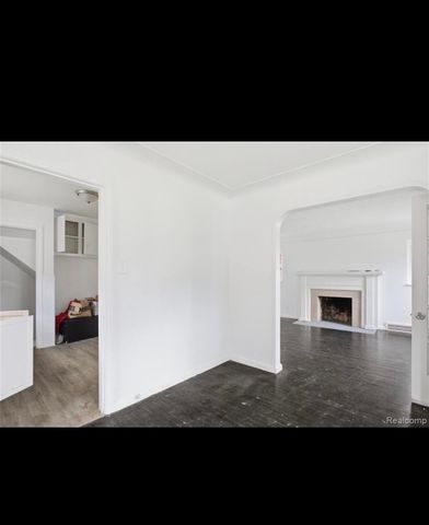 9175 Everts Street, Detroit, MI 48224