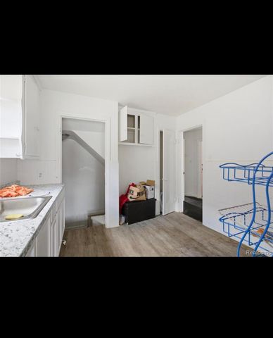 9175 Everts Street, Detroit, MI 48224