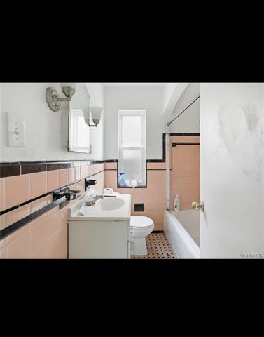 9175 Everts Street, Detroit, MI 48224