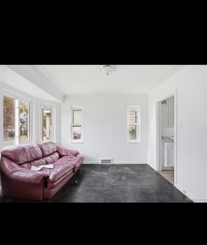 9175 Everts Street, Detroit, MI 48224