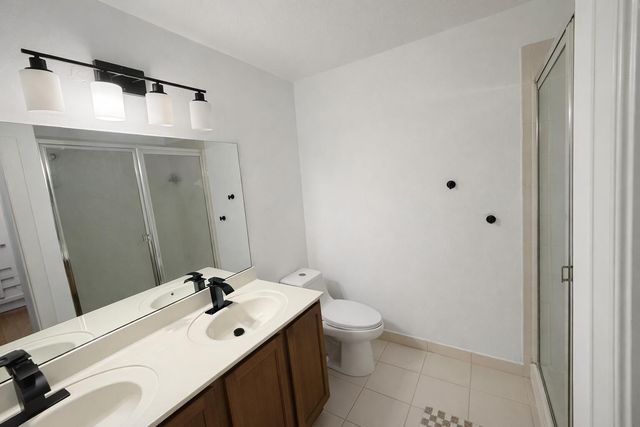 3084 N Evergreen Circle, Boynton Beach, FL 33426