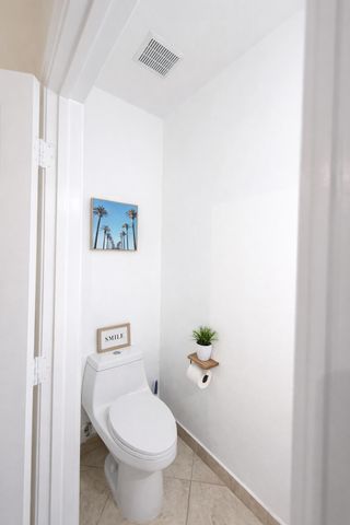 3084 N Evergreen Circle, Boynton Beach, FL 33426