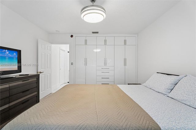8700 SW 97th Terrace, Miami, FL 33176