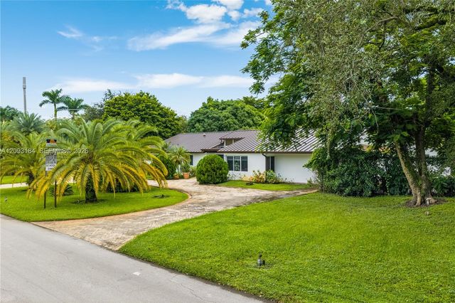 8700 SW 97th Terrace, Miami, FL 33176
