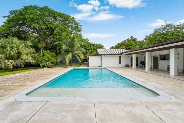 8700 SW 97th Terrace, Miami, FL 33176