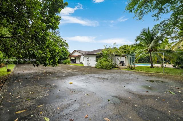 8700 SW 97th Terrace, Miami, FL 33176