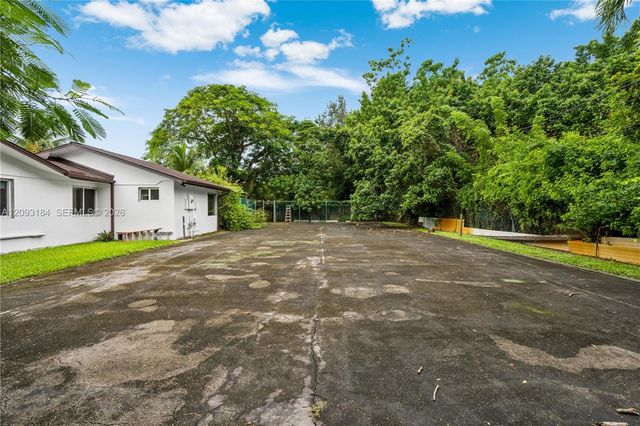 8700 SW 97th Terrace, Miami, FL 33176