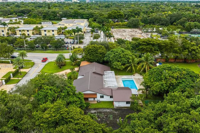 8700 SW 97th Terrace, Miami, FL 33176