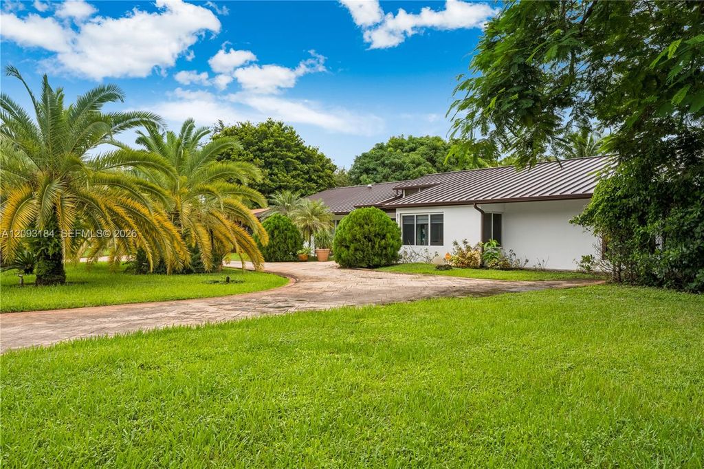 8700 SW 97th Terrace, Miami, FL 33176