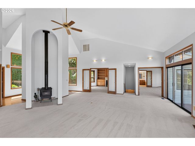2846 CARRIAGE Way, West Linn, OR 97068