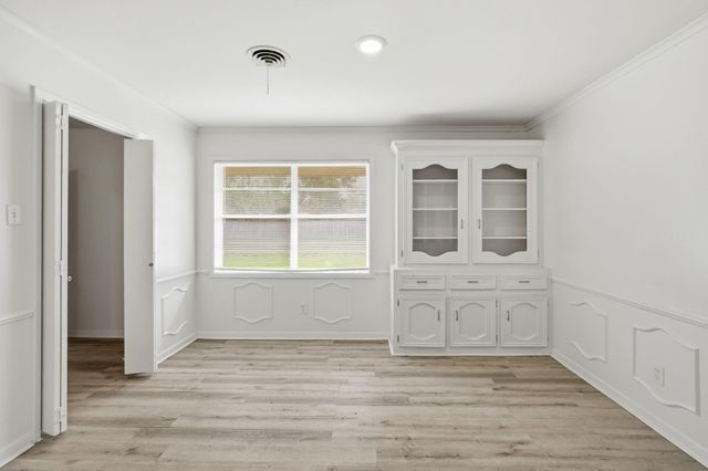 903 S Dula Street, Alvin, TX 77511