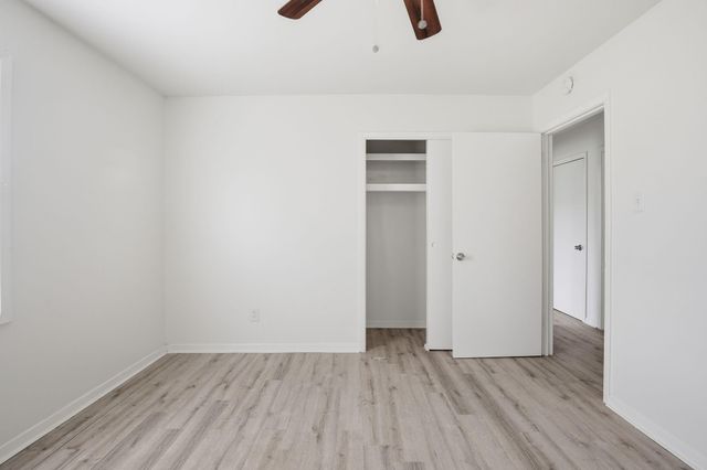 903 S Dula Street, Alvin, TX 77511