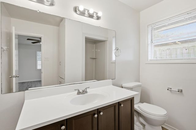 903 S Dula Street, Alvin, TX 77511