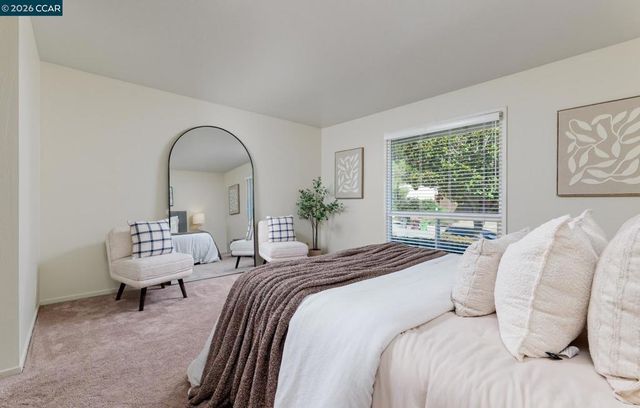 8197 Coach Dr, Oakland, CA 94605