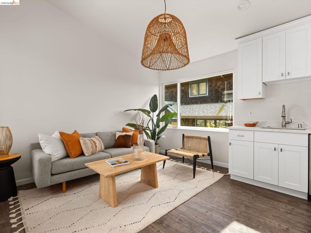 1471 Scenic Ave, Berkeley, CA 94708