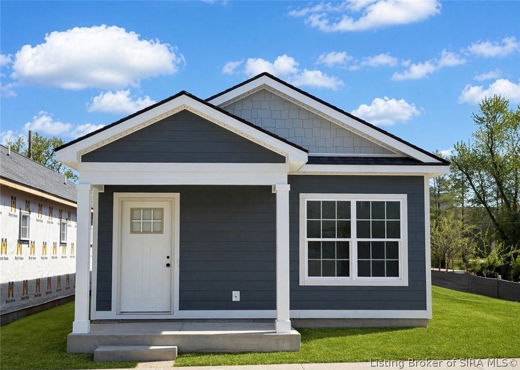422 W 7th St, New Albany, IN 47150