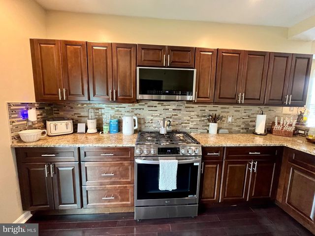 3013 WESTFIELD AVE, Baltimore, MD 21214