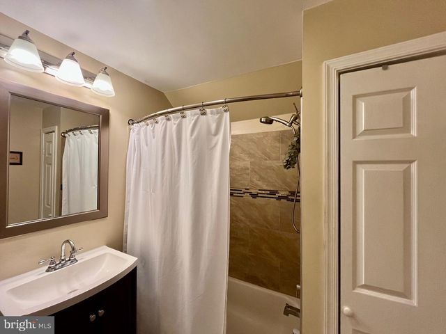 3013 WESTFIELD AVE, Baltimore, MD 21214