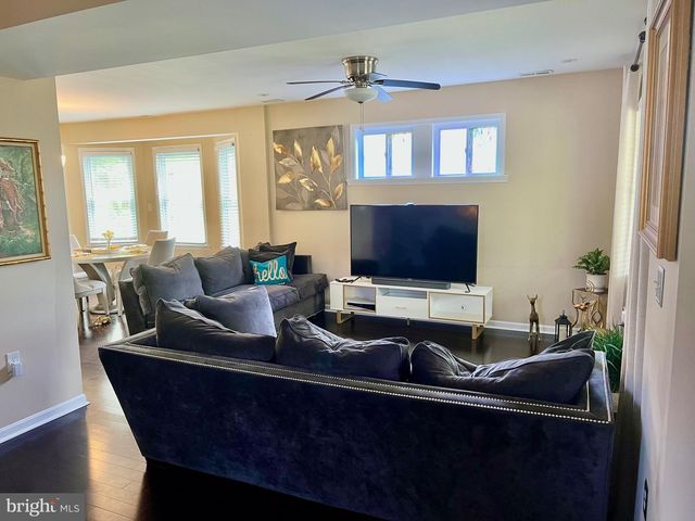 3013 WESTFIELD AVE, Baltimore, MD 21214