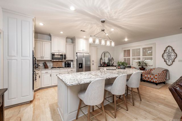 120 Thornbury Court, Hot Springs, AR 71913