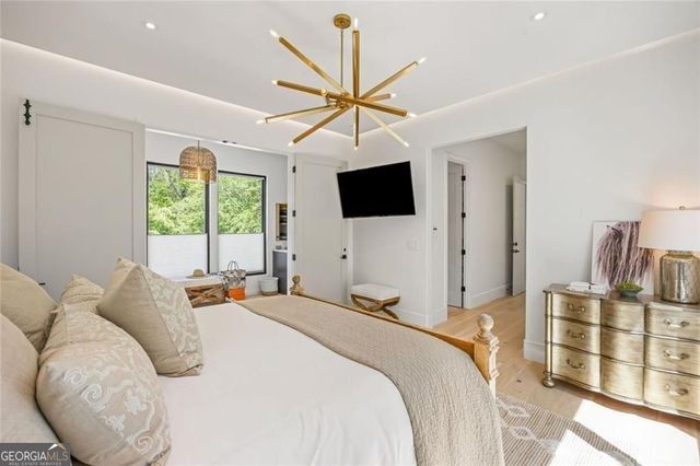 17 Interlochen Drive Drive NE, Atlanta, GA 30342