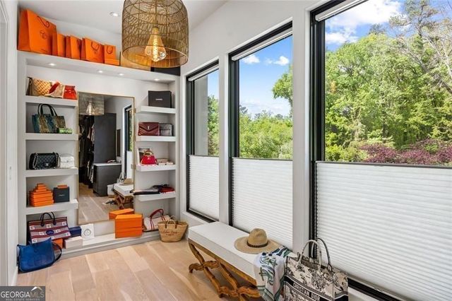 17 Interlochen Drive Drive NE, Atlanta, GA 30342