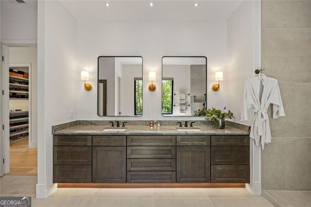 17 Interlochen Drive Drive NE, Atlanta, GA 30342