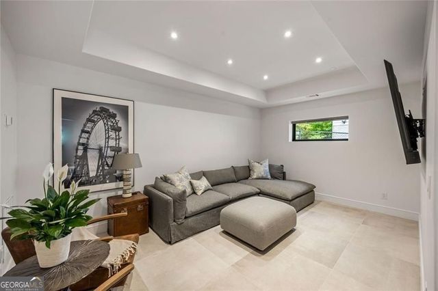 17 Interlochen Drive Drive NE, Atlanta, GA 30342