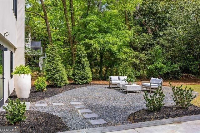 17 Interlochen Drive Drive NE, Atlanta, GA 30342