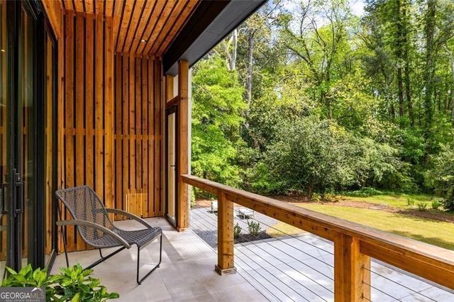 17 Interlochen Drive Drive NE, Atlanta, GA 30342