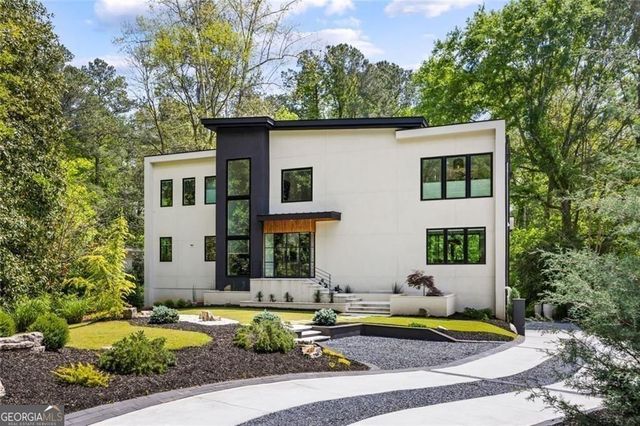 17 Interlochen Drive Drive NE, Atlanta, GA 30342