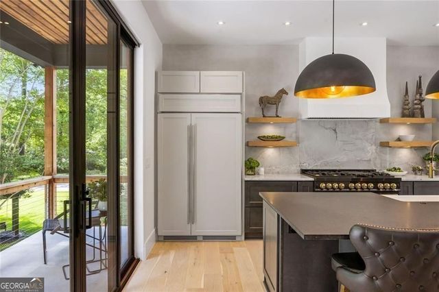 17 Interlochen Drive Drive NE, Atlanta, GA 30342