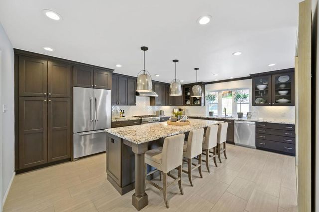 124 Vine Street, San Carlos, CA 94070