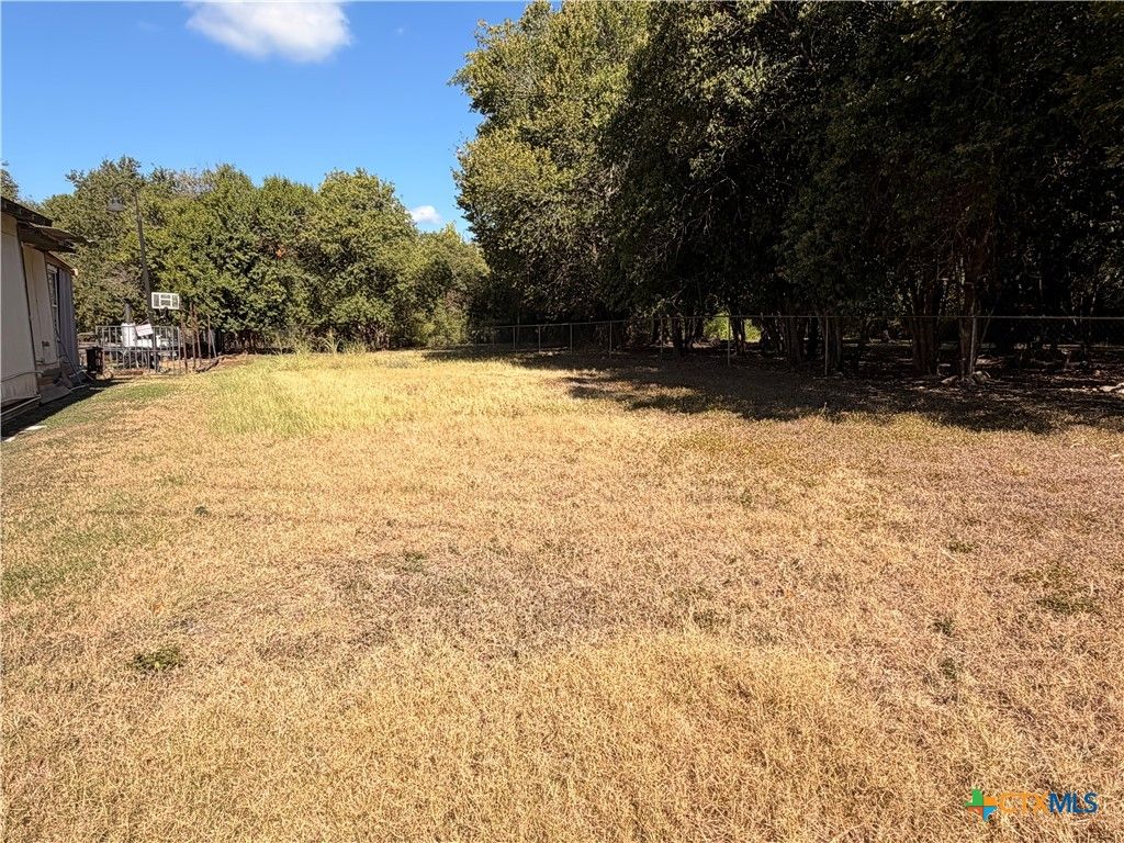 Image 3 of property listing at 812 Gravel Street, San Marcos, TX 78666