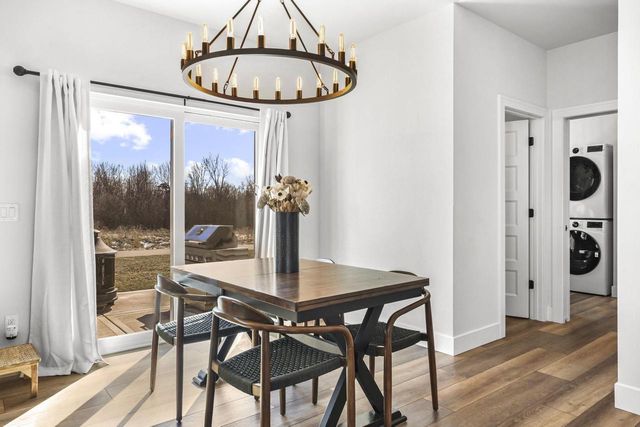 1129 Kamperschroer Way, Sun Prairie, WI 53590