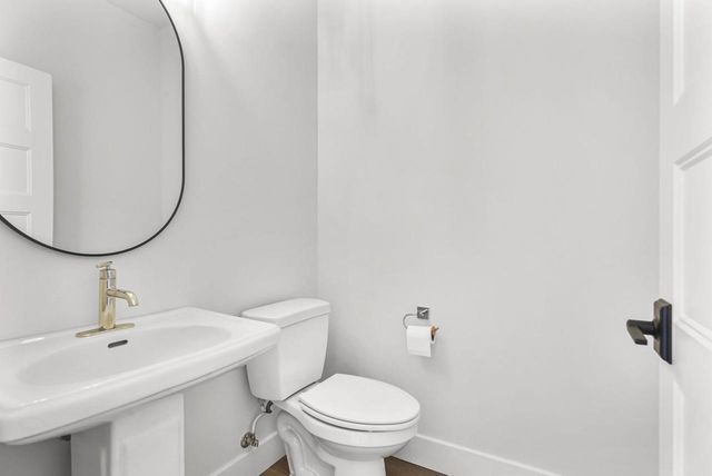 1129 Kamperschroer Way, Sun Prairie, WI 53590