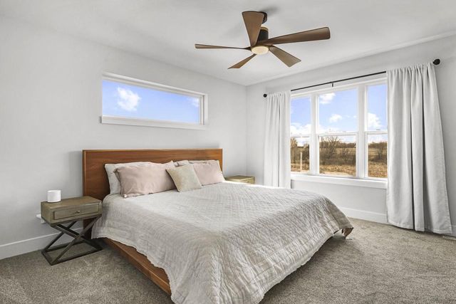 1129 Kamperschroer Way, Sun Prairie, WI 53590