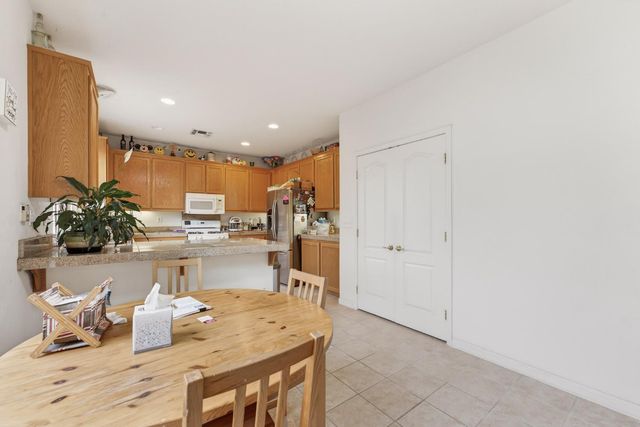 691 Tulare Ct, Tracy, CA 95304