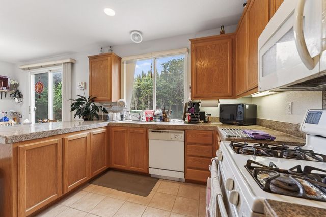 691 Tulare Ct, Tracy, CA 95304