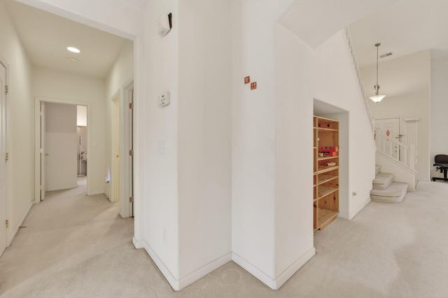 691 Tulare Ct, Tracy, CA 95304