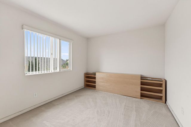 691 Tulare Ct, Tracy, CA 95304