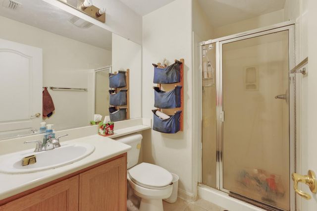 691 Tulare Ct, Tracy, CA 95304