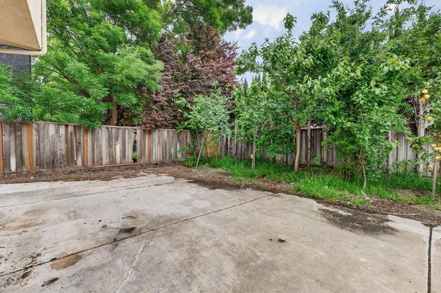 691 Tulare Ct, Tracy, CA 95304