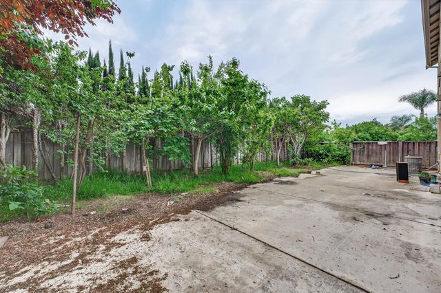 691 Tulare Ct, Tracy, CA 95304