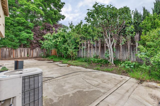 691 Tulare Ct, Tracy, CA 95304