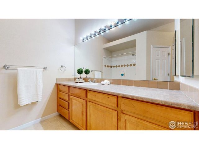 5926 Huntington Hills Dr, Fort Collins, CO 80525